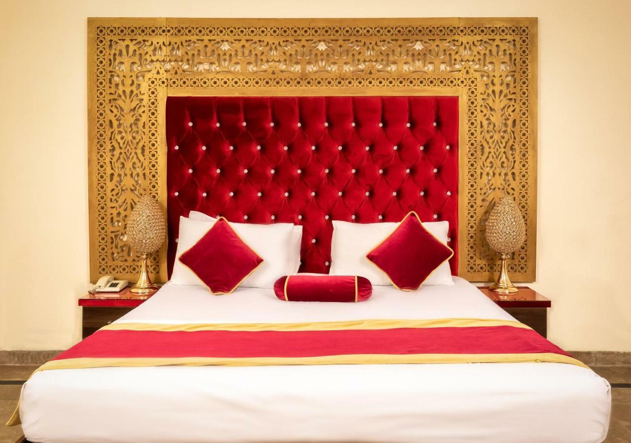 Rose Palace Hotel Lahore Exterior photo